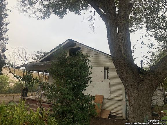 3rd image of 502 W Drexel Ave
