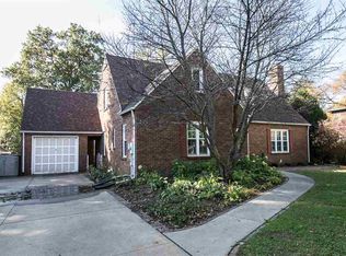 1275 S Grandview Ave, Dubuque, IA 52003