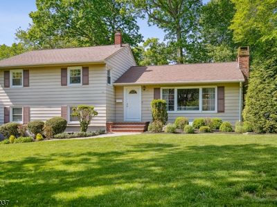 57 Havenwood Dr, Livingston, NJ, 07039