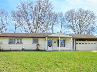 24160 Sherborne Rd, Bedford Heights, OH 44146