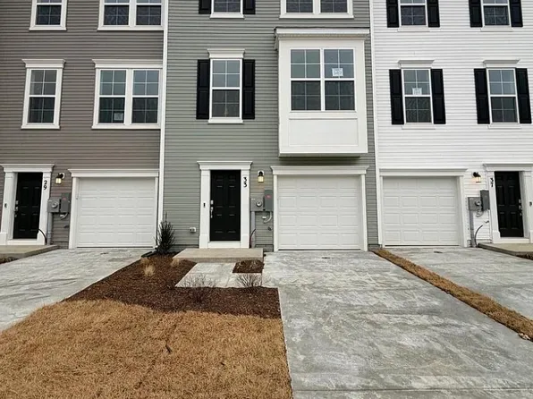 33 Canning Rd, Inwood, WV 25428