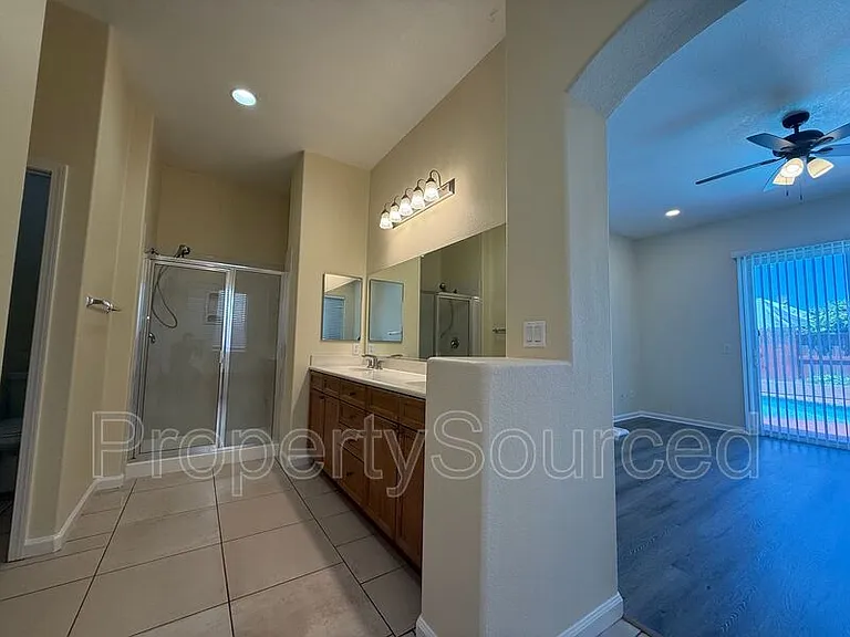 1633 Sparrowhawk St — Photo 27