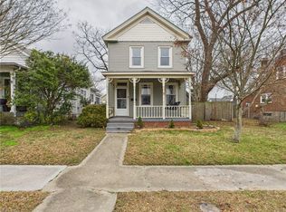 12 Holly St, Hampton, VA 23669