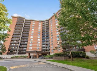 Sutton Place, Ottawa, ON K1J 8K4