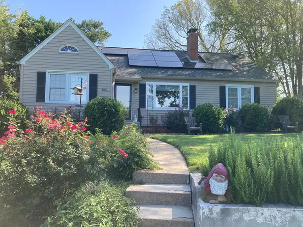 405 5th St, Clarksville, VA 23927