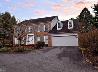 6319 Drill Field Ct, Centreville, VA 20121