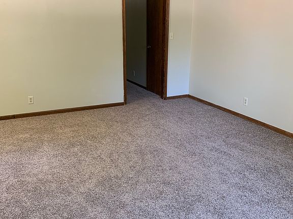 4th image of 4934 Ginny Ave