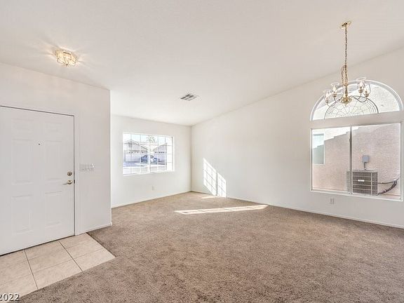4th image of 1416 Heather Grove Ave