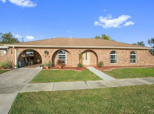 2100 Venus Pl, Violet, LA 70092