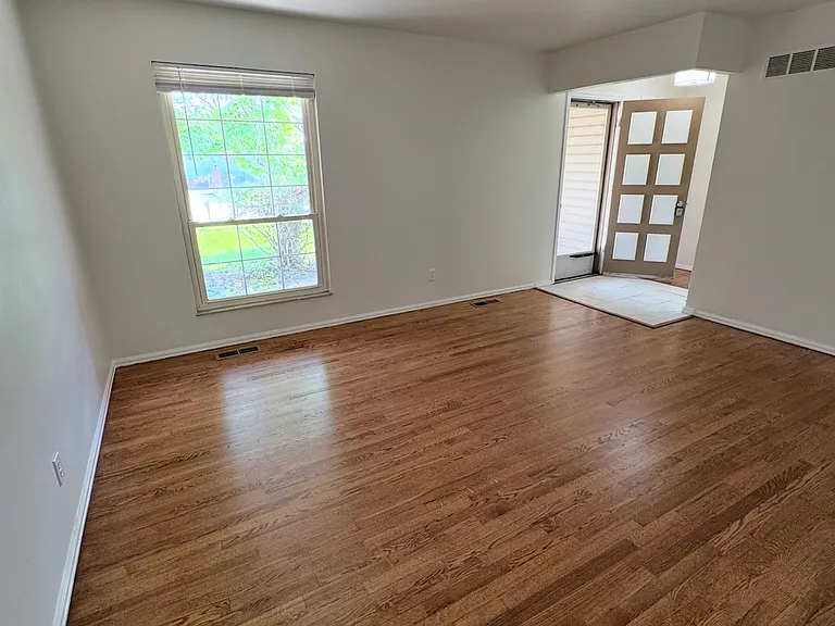 11755 Old Halls Ferry Rd — Photo 3