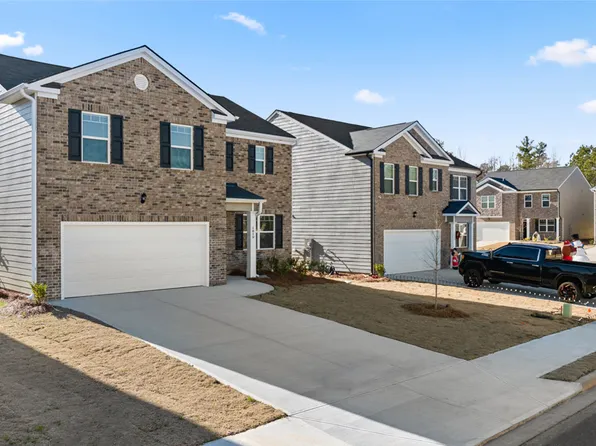 202 Aster Ave, Locust Grove, GA 30248