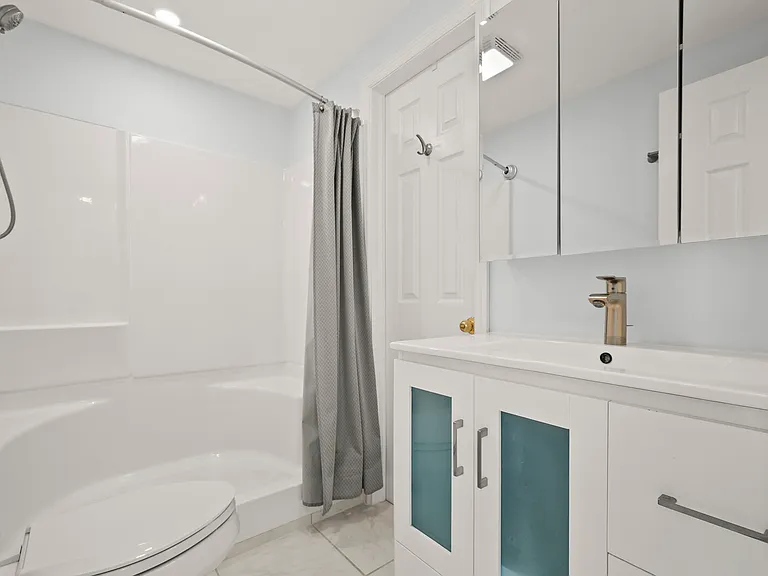 400 Wilma Cir #207-1 — Photo 23