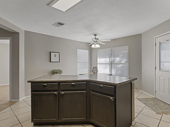 4th image of 14102 N Hills Village Dr #18107300