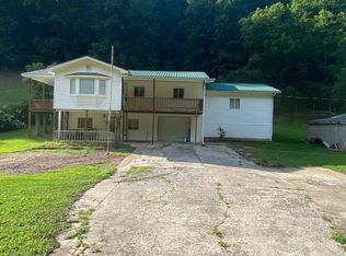 890 Lower Level Run Rd, Cedarville, WV 26611