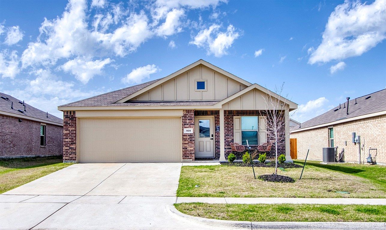 1109 Green Oaks Dr, Hutchins, TX 75141 | Zillow