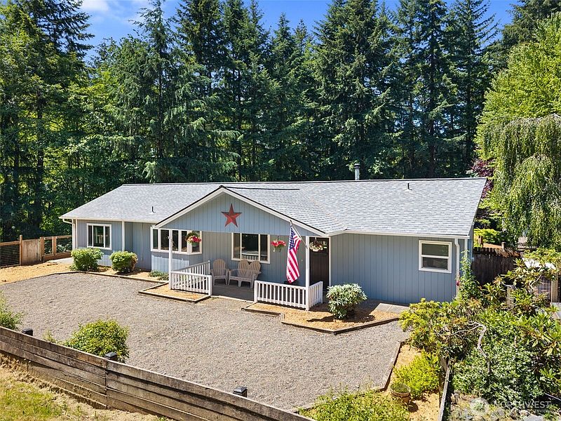 4th image of 124 Brown Road E