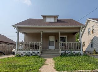 1014 Harvey St, Beloit, WI 53511