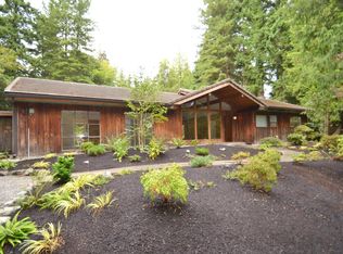 10815 Algonquin Rd, Woodway, WA 98020