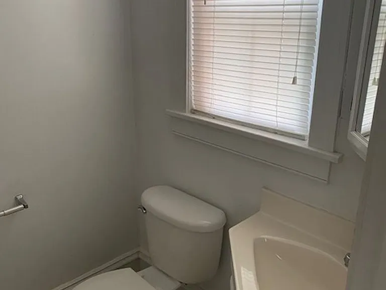 4213 Grove Ave — Photo 5