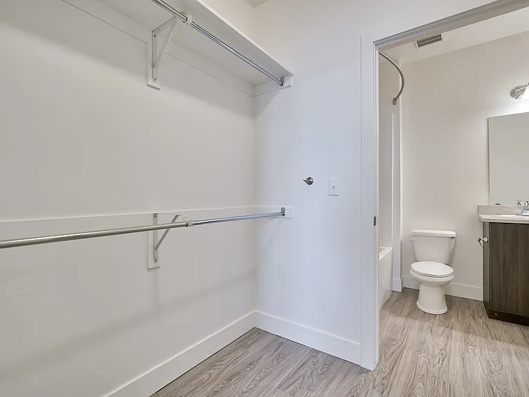 Eden Apartments — Photo 45