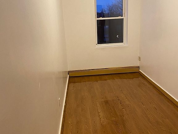 4th image of 420 Quincy St #C