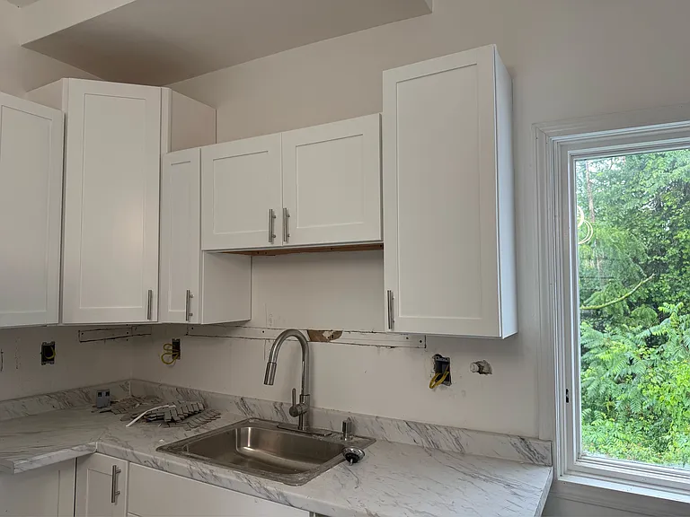 2419 Eccles St #A — Photo 3