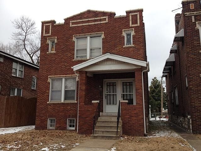 1st image of 4061 Giles Ave