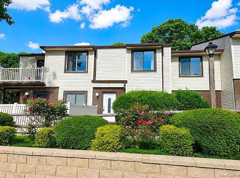 79 Birchwood Rd — Photo 23