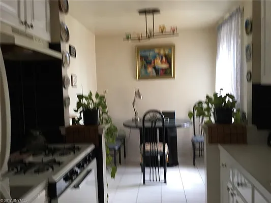 Sold by Korr Realty | media 20