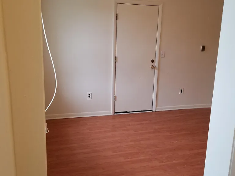 302 E Main St #A — Photo 9