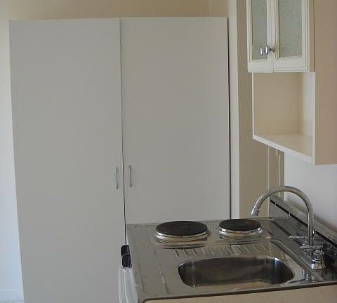 3rd image of 1075 NE 39th St #206H