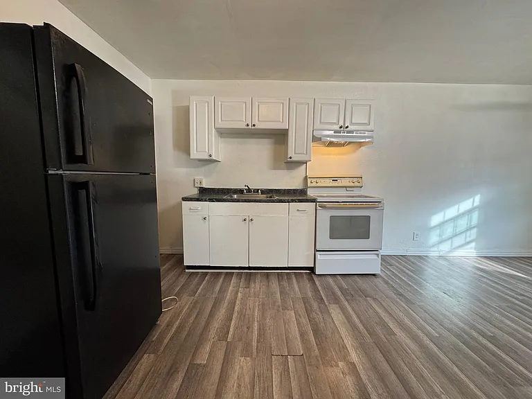 222 Long Ln #2F — Photo 3
