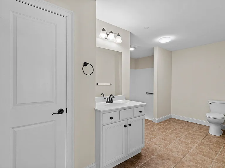 Cumberland Foreside Village Apartments — Photo 17
