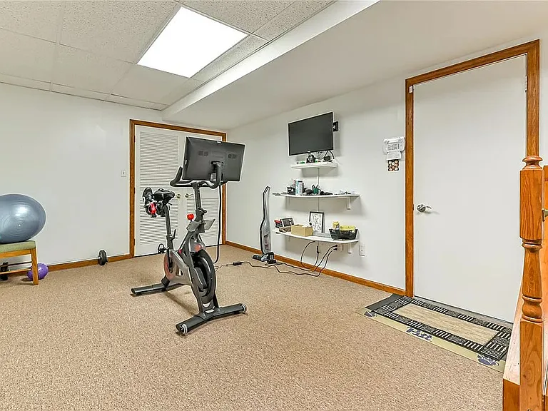 1589 Stone Mansion Dr — Photo 17