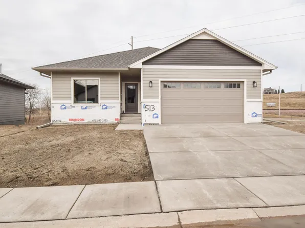 513 N Woodland Ct, Brandon, SD 57005
