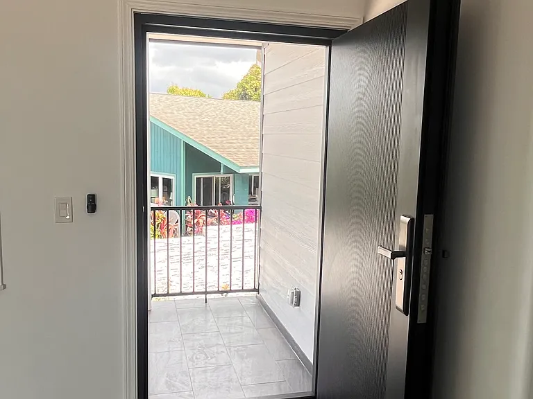 1675 Hookani St #2 — Photo 3