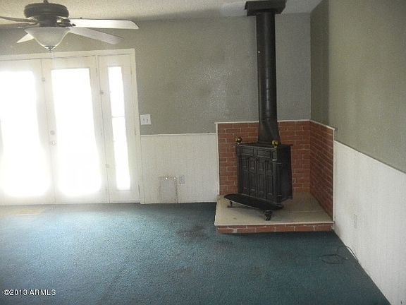 2nd image of 2203 E Isabella Ave