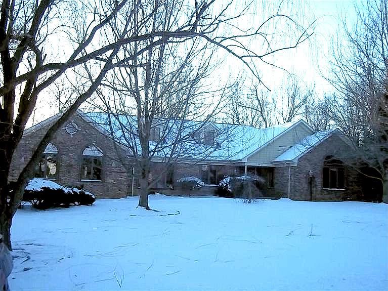 2nd image of 5673 Krystal Ct