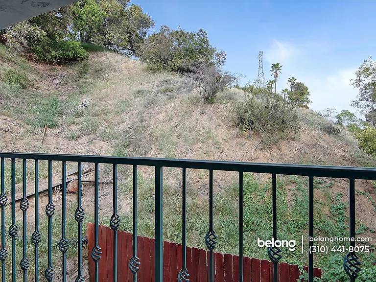 8527 Wonderland Ave — Photo 52