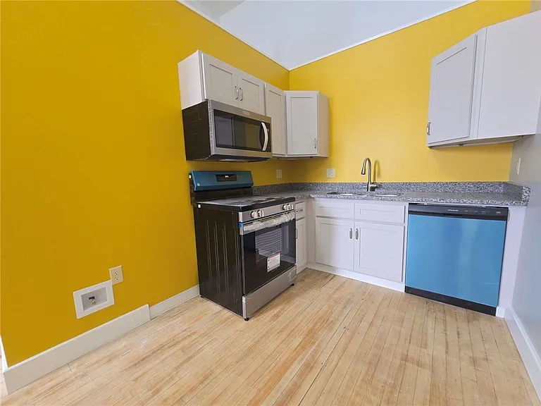 27 E Main St #317 — Photo 5