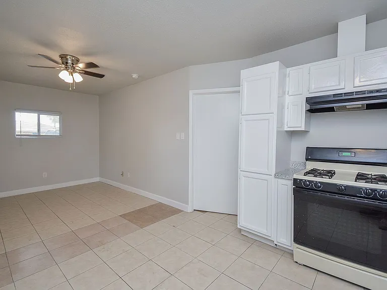 2117 Thonig Rd — Photo 37