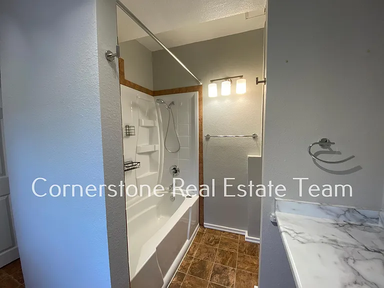 2406 W Kiowa St #1 — Photo 13