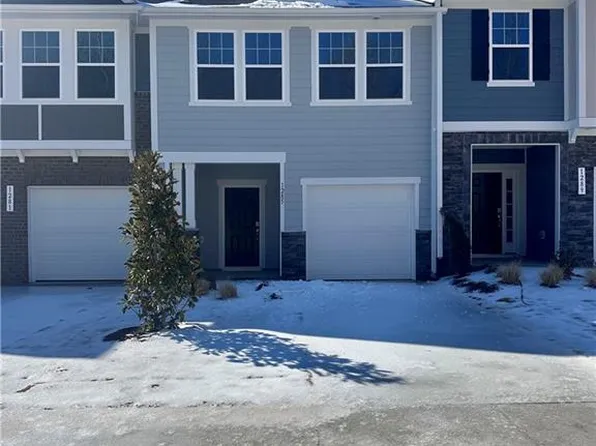 1285 Hammond Dr, Mebane, NC 27302