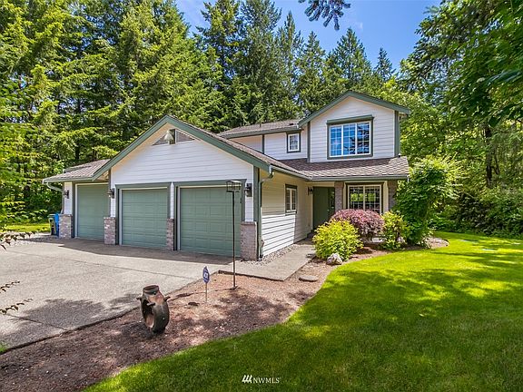 3rd image of 4906 244th Street Ct E