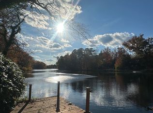 227 E Lake Blvd, Medford, NJ 08055