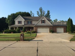 1801 Amberwood Dr, Goshen, IN