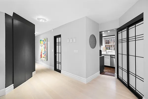 Rented by Compass | media 26