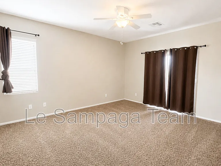 17636 W Maui Ln — Photo 21