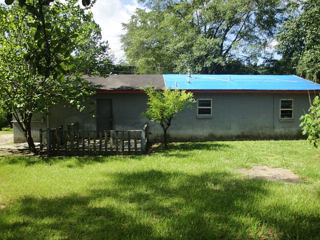 2nd image of 595 10th Ave NE