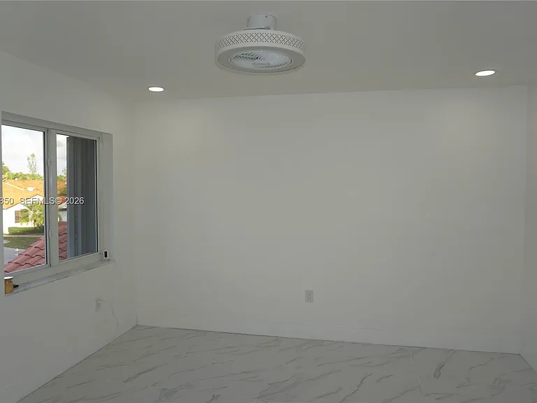 15614 SW 110th Ter — Photo 73